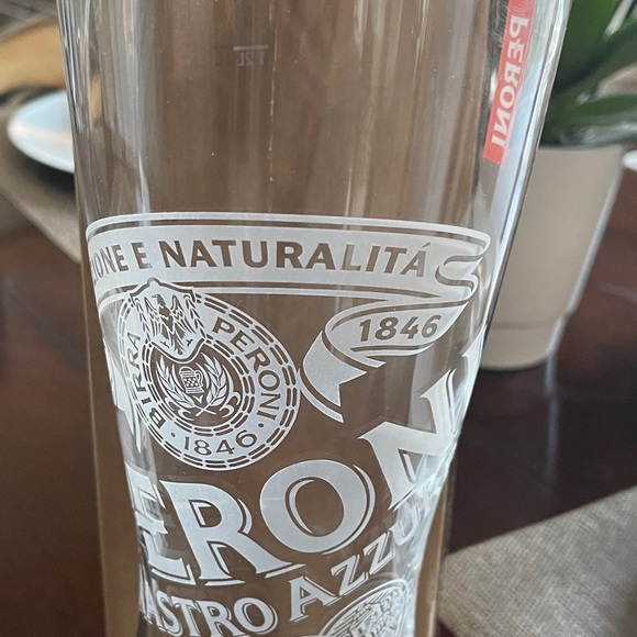 Peroni Glass Pour Pitcher NIB - Picture 2 of 2